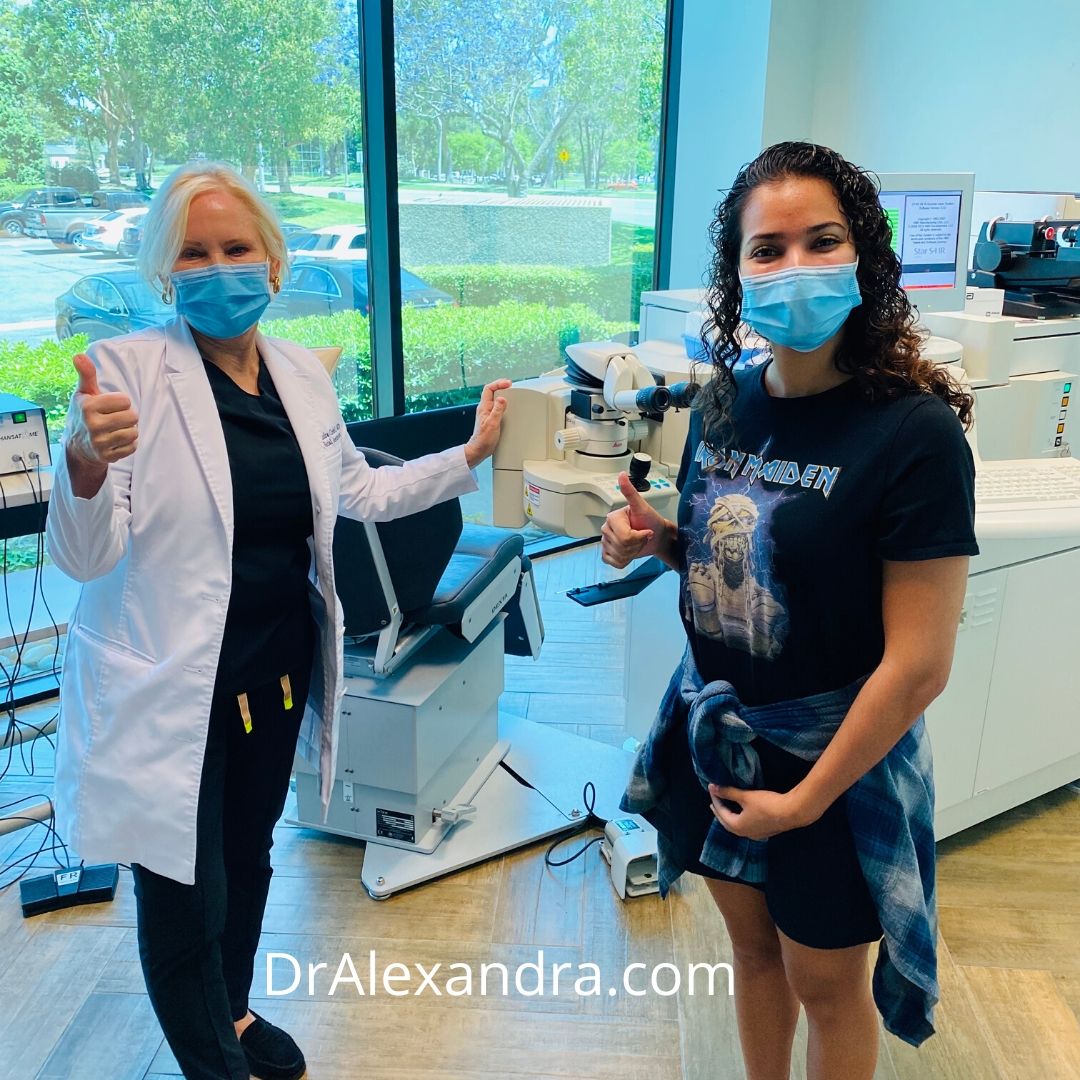 26 year old lasik patient in newport beach ca with dr alexandra